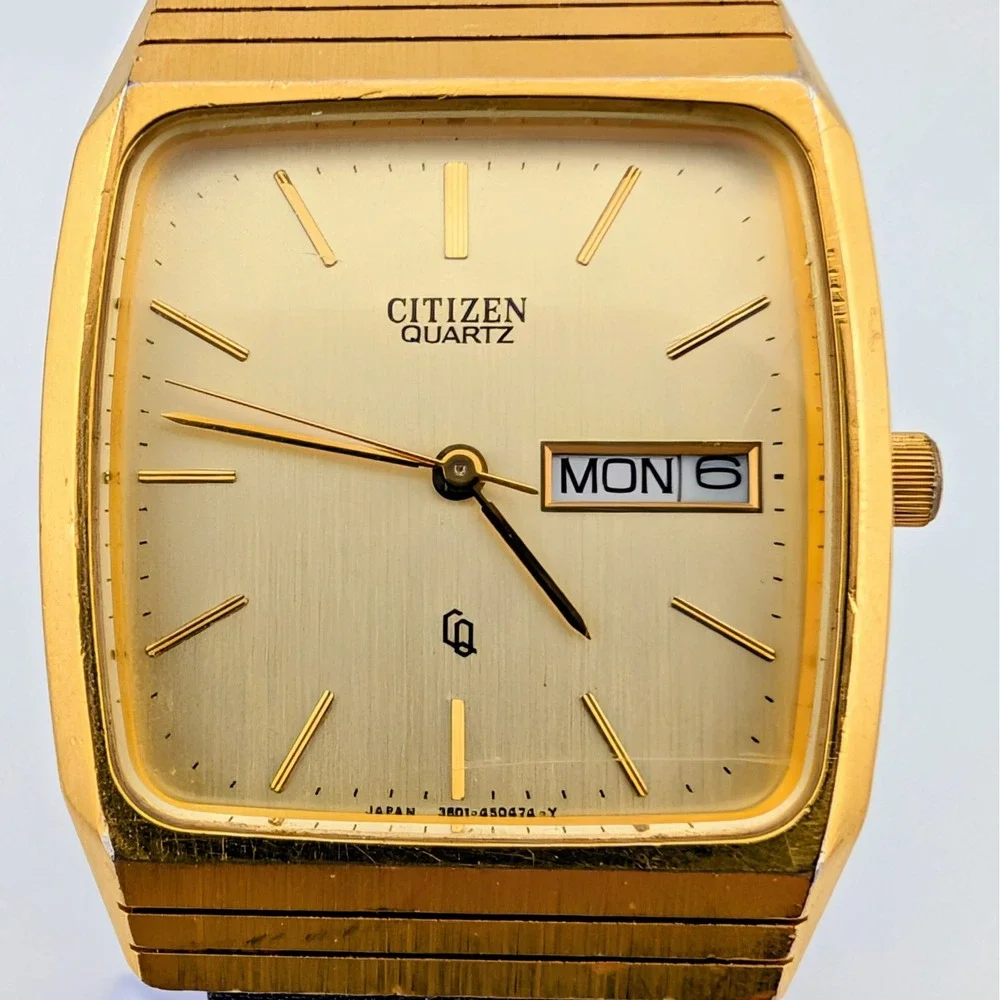 Citizen CQ Quartz 3801-450281 Vintage TV Dial Day Date Gold Tone 30mm Running